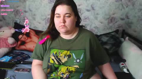 estelle_hicks online show from December 1, 2024, 6:08 pm