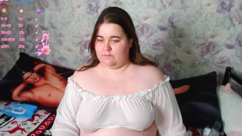 estelle_hicks online show from December 20, 2024, 9:06 pm