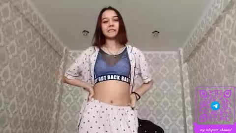 estellekirbo online show from March 6, 2026, 11:17 am