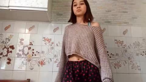 estellekirbo online show from March 19, 2026, 1:15 pm