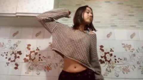 estellekirbo online show from March 20, 2026, 1:27 pm