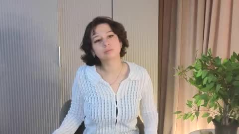 Lily online show from May 11, 2026, 2:34 pm