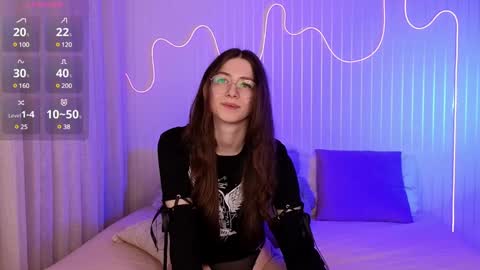 Snapshot of ester_hill chatting on December 12, 2024, 2:04 am Ester online show from December 12, 2024, 2:04 am