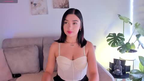 Snapshot of estercollins_ chatting on October 30, 2025, 8:20 pm Is secret online show from October 30, 2025, 8:20 pm