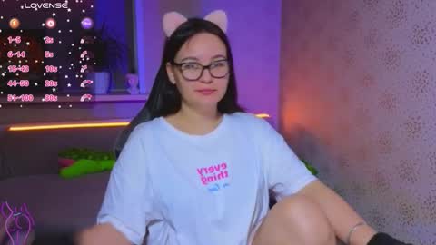 Snapshot of esterplayful chatting on September 27, 2025, 2:33 pm EsterPlayful online show from September 27, 2025, 2:33 pm
