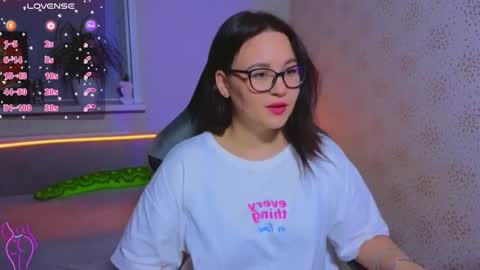 Snapshot of esterplayful chatting on September 29, 2025, 5:18 pm EsterPlayful online show from September 29, 2025, 5:18 pm
