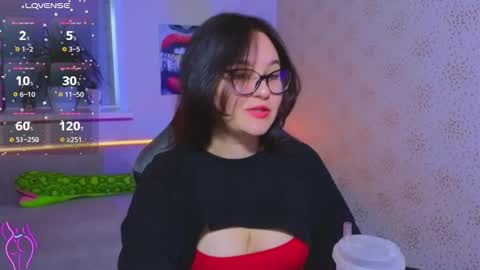 Snapshot of esterplayful chatting on October 26, 2025, 8:42 am EsterPlayful online show from October 26, 2025, 8:42 am