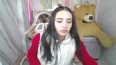esther_toro_b online show from September 17, 2025, 12:40 pm