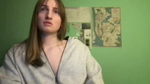 Esther Grey online show from February 7, 2025, 1:47 am