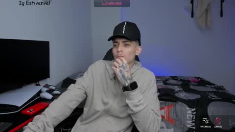 estivenvel online show from March 27, 2026, 5:12 pm