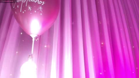 Snapshot of estrella_hanks_ chatting on June 10, 2026, 11:53 am Estrella online show from June 10, 2026, 11:53 am
