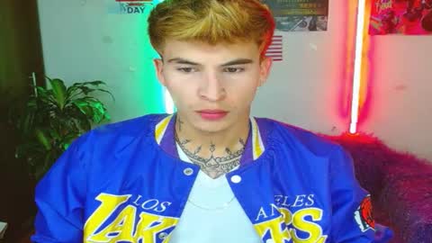 Snapshot of estrellita__jordan chatting on March 6, 2025, 3:24 am JORDAN online show from March 6, 2025, 3:24 am