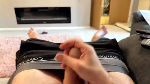 esxguy1 online show from June 9, 2026, 6:52 pm