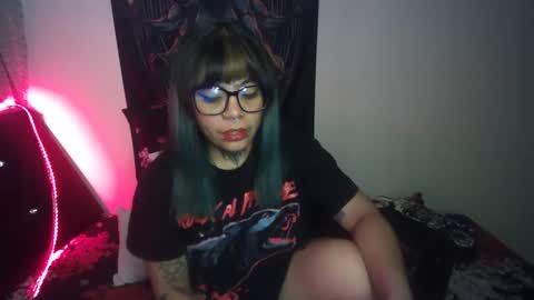 Snapshot of eta_carinae6 chatting on January 24, 2025, 6:24 am eta_carinae6 online show from January 24, 2025, 6:24 am