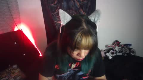 Snapshot of eta_carinae6 chatting on February 19, 2025, 1:51 am eta_carinae6 online show from February 19, 2025, 1:51 am