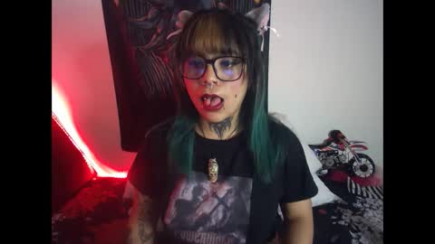 Snapshot of eta_carinae6 chatting on February 20, 2025, 6:06 am eta_carinae6 online show from February 20, 2025, 6:06 am