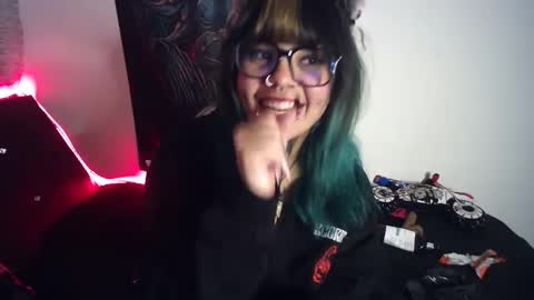 Snapshot of eta_carinae6 chatting on March 4, 2025, 4:27 am eta_carinae6 online show from March 4, 2025, 4:27 am