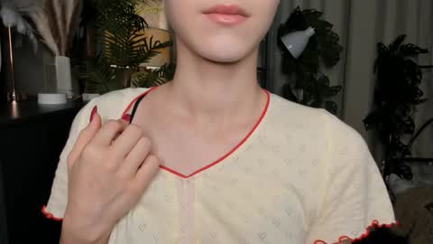 Snapshot of eternity_cuite chatting on September 20, 2025, 5:41 am Natalie online show from September 20, 2025, 5:41 am