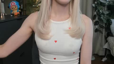 Snapshot of eternity_cuite chatting on May 9, 2026, 6:18 am Natalie online show from May 9, 2026, 6:18 am
