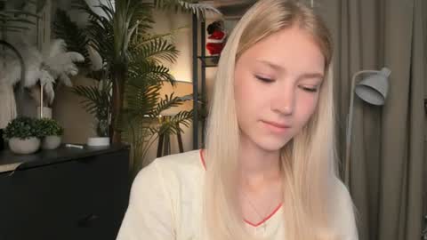 Snapshot of eternity_cuite chatting on July 3, 2026, 6:09 am Natalie online show from July 3, 2026, 6:09 am