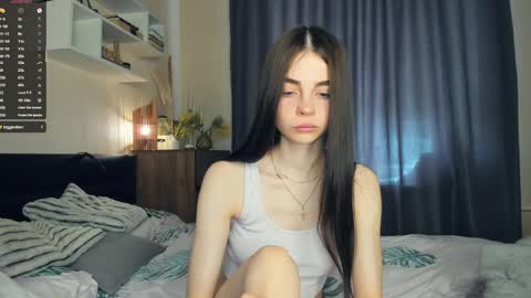 Snapshot of eternity_is_endless chatting on June 5, 2026, 7:58 am Mary online show from June 5, 2026, 7:58 am