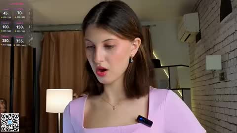 Snapshot of ethalhatchell chatting on September 26, 2025, 6:12 pm Elsa online show from September 26, 2025, 6:12 pm