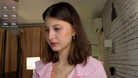 Snapshot of ethalhatchell chatting on October 29, 2025, 6:09 pm Elsa online show from October 29, 2025, 6:09 pm