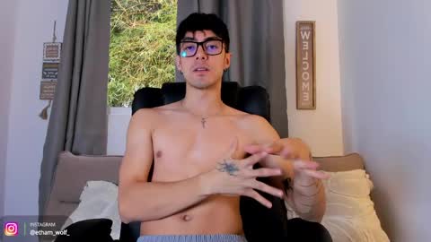 etham_wolf1 online show from June 4, 2026, 5:41 pm
