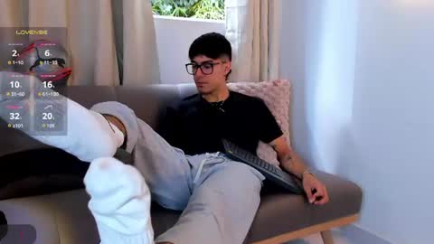 etham_wolf1 online show from July 22, 2026, 6:11 pm