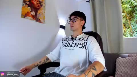 etham_wolf1 online show from July 31, 2026, 6:51 pm