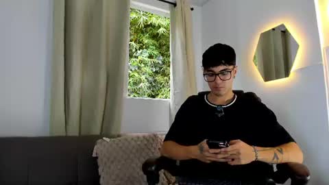 etham_wolf1 online show from August 1, 2026, 6:07 pm