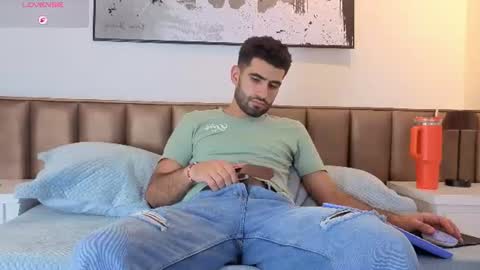 Ethan online show from June 25, 2026, 7:07 pm