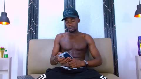 ethan_brenner online show from February 4, 2026, 7:53 pm