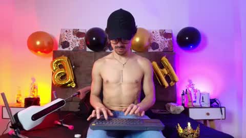 Snapshot of ethan_briggs chatting on July 29, 2026, 3:59 am ethan online show from July 29, 2026, 3:59 am