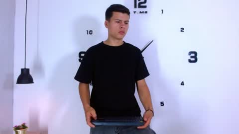 Ethan Brooks  online show from August 5, 2026, 7:49 pm