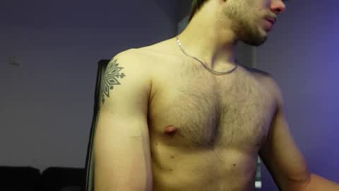 Ethan online show from October 5, 2025, 12:25 pm