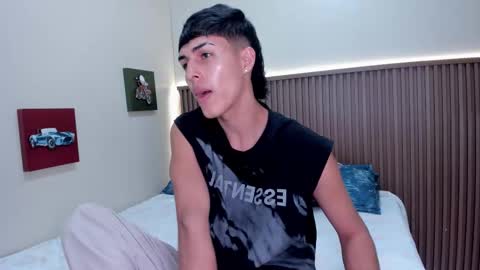 E T H A N  online show from February 7, 2026, 6:44 pm