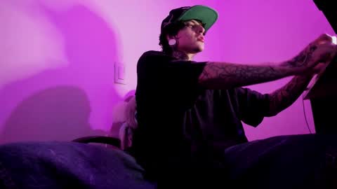 Snapshot of ethan_sykes chatting on September 28, 2025, 3:23 am Ethan sykes online show from September 28, 2025, 3:23 am