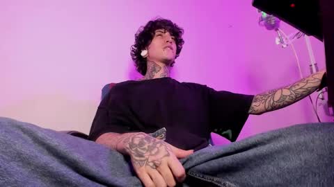 Snapshot of ethan_sykes chatting on October 30, 2025, 1:40 am Ethan sykes online show from October 30, 2025, 1:40 am