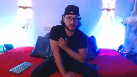 ethan w7 online show from October 5, 2025, 11:57 pm