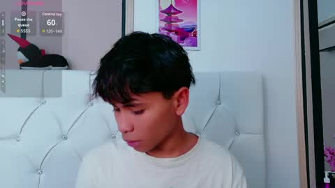 Ethan online show from May 1, 2026, 8:46 pm