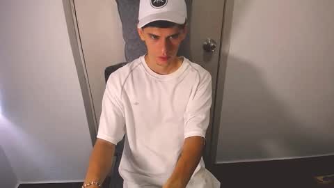 Snapshot of ethancoleeman chatting on February 2, 2026, 3:22 pm EthanColeeman online show from February 2, 2026, 3:22 pm