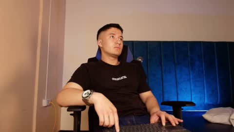 Snapshot of ethanconnor_ chatting on October 7, 2025, 12:13 pm ethanconnor_ online show from October 7, 2025, 12:13 pm