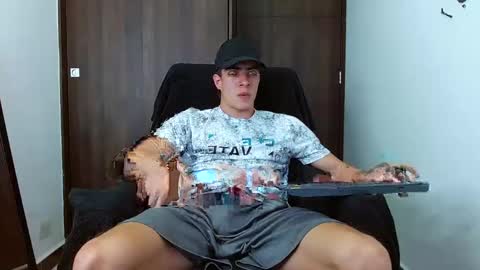 ethangreey1 online show from January 6, 2025, 10:26 pm