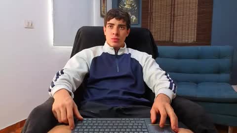 ethangreey1 online show from May 6, 2026, 6:13 pm