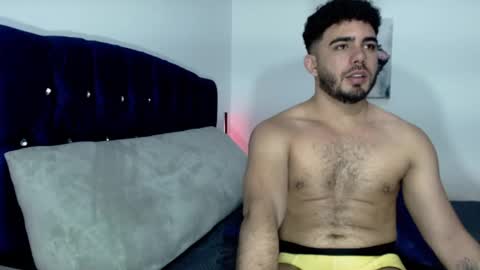 Snapshot of ethanhairy chatting on February 22, 2025, 6:41 pm Ethan online show from February 22, 2025, 6:41 pm