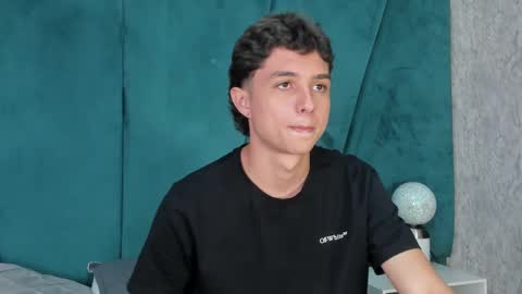 Snapshot of ethanlowell chatting on January 20, 2025, 8:18 pm ethanlowell online show from January 20, 2025, 8:18 pm