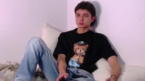 Snapshot of ethanlowell chatting on February 13, 2025, 8:03 pm ethanlowell online show from February 13, 2025, 8:03 pm