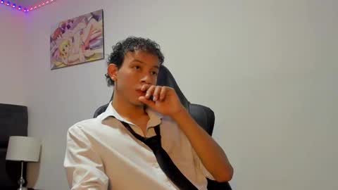 Snapshot of ethannsmith0 chatting on October 19, 2025, 2:01 am ethannsmith0 online show from October 19, 2025, 2:01 am