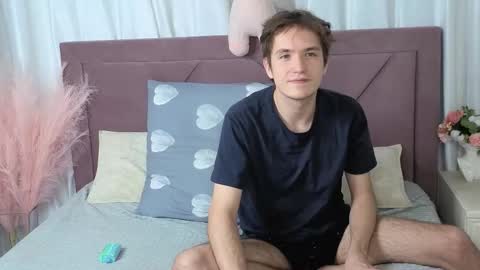 Snapshot of ethansinful chatting on October 1, 2025, 9:10 pm Ethan online show from October 1, 2025, 9:10 pm